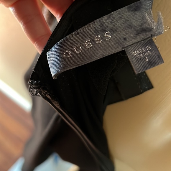 GUESS TUX HALTER BLACK &WHITE JUMPSUIT Sz 4 - Picture 15 of 16